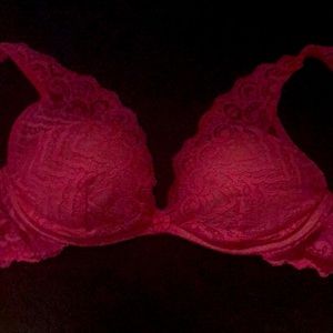 Intimissimi pink lace bra